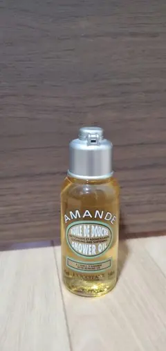 【新品未使用】ロクシタン　アーモンドシャワーオイル75ml