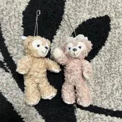 ディズニーリゾート　ダッフィー　シェリーメイ　ぬいぐるみバッチ