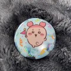 ちいかわパーク　トレーディングホログラム缶バッチ　カニちゃん 古本屋