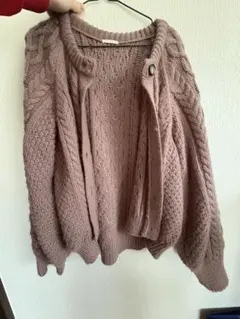 ピンク ケーブル編み ニットカーディガン