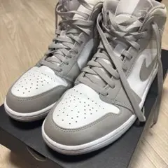 NIKE AIR JORDAN 1 MID 554724-082 グレー