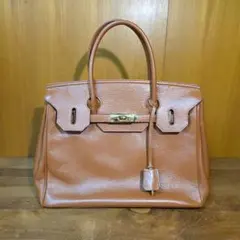 ✨美品✨ HIGH-CLASS ハイクラス 35 カデナ キャメル シボ革 - メルカリ