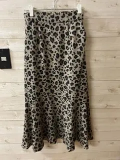 豹柄　レオパード　ロングスカート　フリル　今年人気