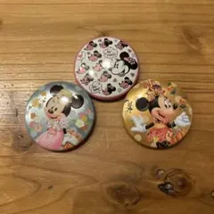 ディズニーリゾート　ミニー 缶バッジ 3個セット