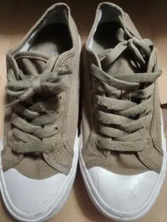 Item thumbnail for item 6dd9d032-c593-41ec-a91a-3593517578f0