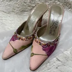 希少デザイン✨サルヴァトーレフェラガモ　パンプス　6C 花柄