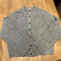 週末値下げ　GU パフニットクルーネックカーディガン　グレー 長袖カーディガン