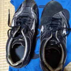 ミズノ野球スパイクです。 サイズは27.5