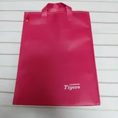 Item thumbnail for item 7e725a41-12b6-480f-80d5-feb0b00d3c6b