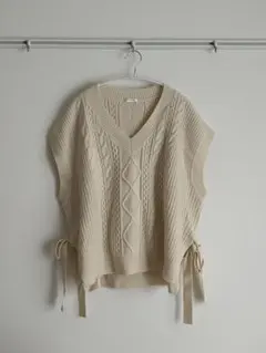 【Honeys】ニットベスト ベージュ