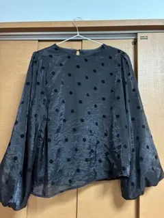 ap retro ブラックドット柄　オーガンジーブラウスのサムネイル