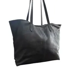 美品】GUSCIO レザートートバッグ シボ 黒 ブラックPC/A4収納 通勤 
