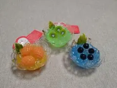 ミニチュア　スイーツ　フルーツデザート　チャーム　キーホルダー