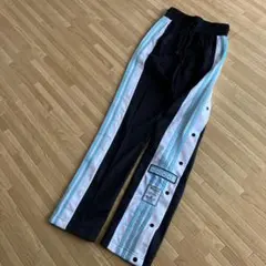 Item thumbnail for item 7aca4c6e-0807-4ca6-8302-cf9e1e0b1c23