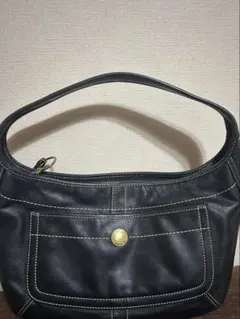 COACH オールドコーチ黒のレザーショルダーバッグ