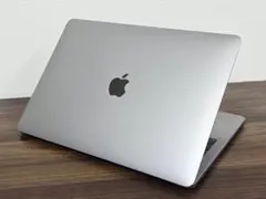 MacBook Pro 2019 13インチ i5 512G USキ‐ C4