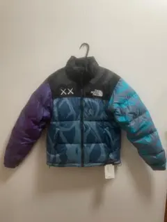 THE NORTH FACE KAWS ダウンジャケット カモフラージュ
