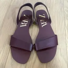 ZARA 新品 フラットサンダル バックストラップ ボルドー 38のサムネイル