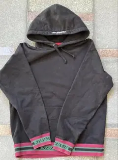 supreme ラインリブロゴ肉厚パーカー