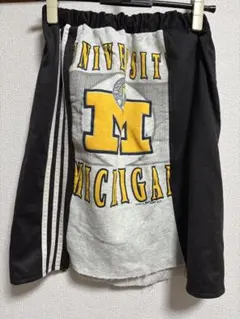 ヴィンテージ　ミシガン大学　adidas リメイクスカート