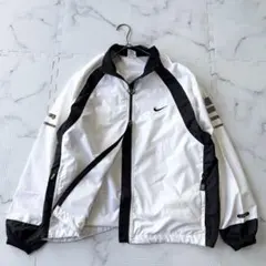 ✨レア✨90s vintage NIKE　ナイキ　ナイロンジャケット　銀タグ