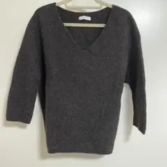 ウール100% Vネックセーター GALERIE VIE
