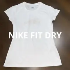 さらっとしたNIKE FITDRY 白Ｔシャツ　ラグラン袖　透け感無しのサムネイル