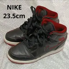 Item thumbnail for item b8d3a311-59a1-4f13-9f8a-5fa5cfc12591