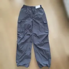 パラシュートカーゴパンツ