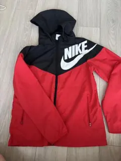 Nike フード付きジャケット 赤黒