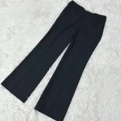 【c3073】✨美品✨UNIQLO センタープレススラックスパンツ　ブラック