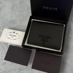 新品同様✨PRADA プラダ 二つ折り財布 サフィアーノ ブラック 黒