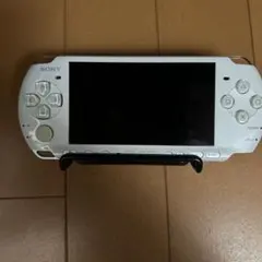 SONY PSP3000パールホワイト本体と充電器 動作確認済み。ソフトおまけ