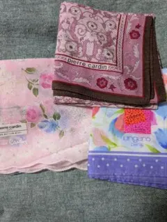 ❋300円の商品2点で450円Pierre Cardin&Ungaro ハンカチ