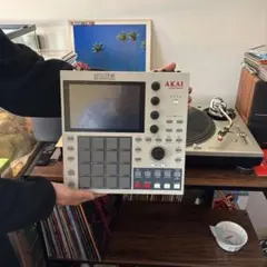 Item thumbnail for item 5aa5fc01-ec99-49b0-a1fa-c12e7c459d55