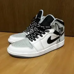 【美品】ナイキ エアジョーダン1 ミッド 