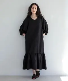 【GreenParks】エンボスVネックワンピース