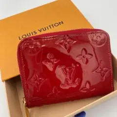！美品！　ルイヴィトン　ヴェルニ　レッド　コインケース　62oo