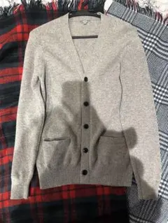UNIQLO Vネックカーディガン