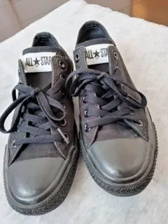 Converse スニーカー