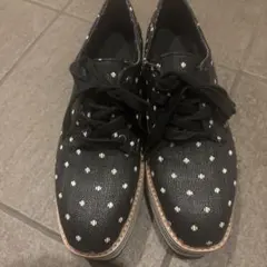 Zara カジュアルシューズ 黒と白のドット