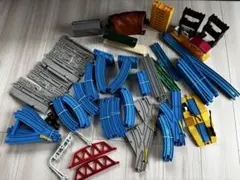 プラレール　レールまとめ売り　線路　トンネル　駅　入線セット　橋桁