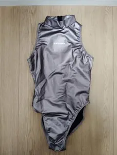 ハイネック LEOHEX製スポーツ用水着