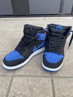 ユーズドNike AirJordan 1 Mid ブラック/ブルー23.5センチ