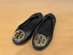 Tory Burch フラットシューズ (ブラック)22.5のサムネイル