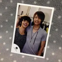 ジャニーズWEST 中間淳太 Jロゴ 公式写真