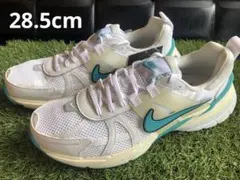 NIKE スニーカー