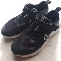 Nike ブラック スニーカー ベルクロ　21㎝