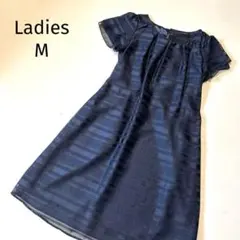 美品ブラック黒ワンピースM9号フォーマル光沢フリルボーダーAラインウエストゴム