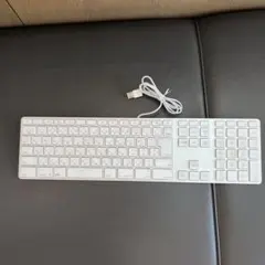Apple純正 A1243　日本語配列 USB接続キーボード テンキー付き